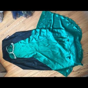 Emerald Green Prom Dress